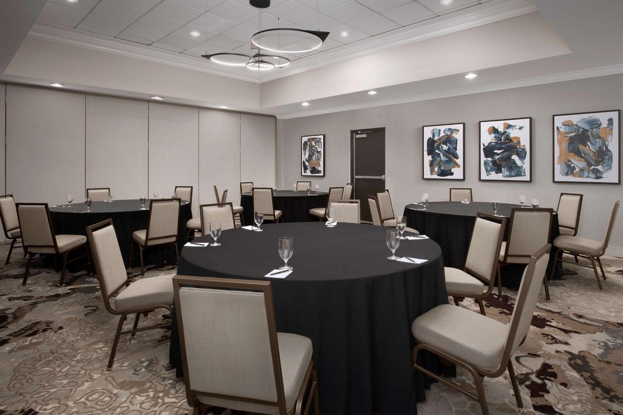 Hilton Phoenix Чандлър Екстериор снимка