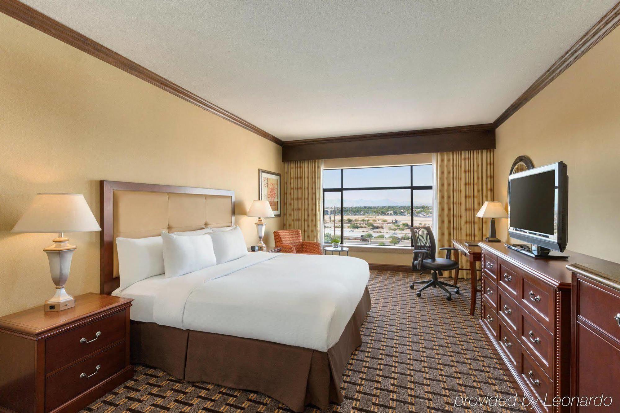 Hilton Phoenix Чандлър Екстериор снимка